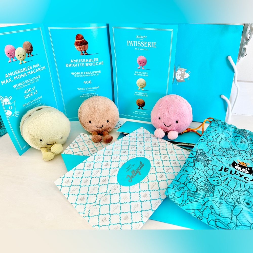 BNWT Jellycat Macarons ~ Complete Set Pins Box Bag